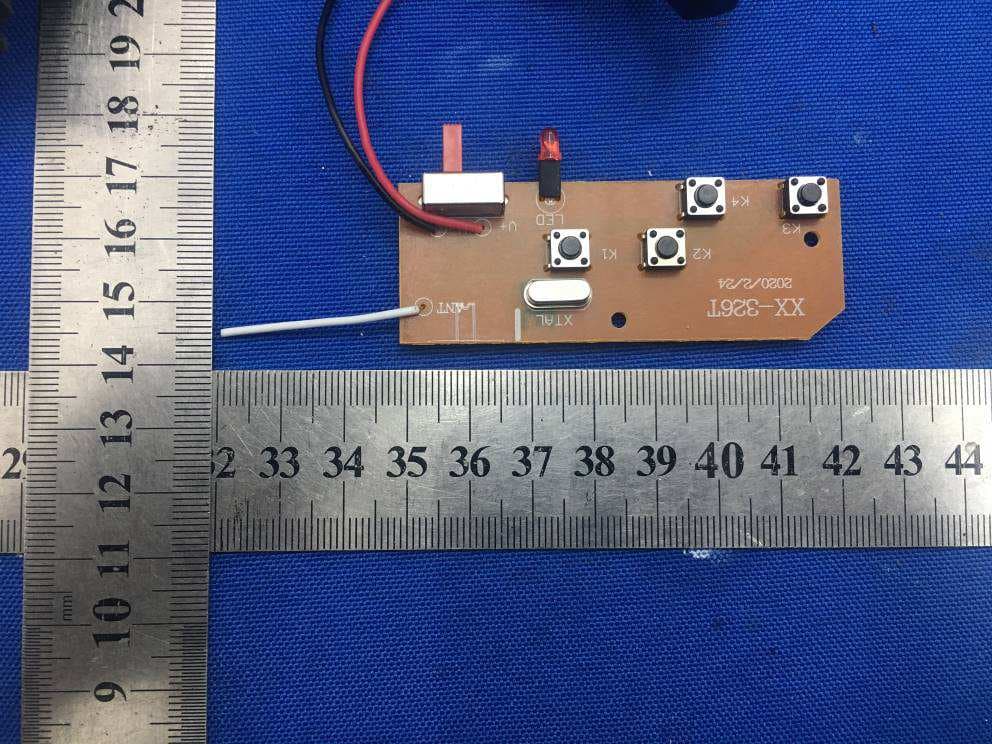 R/C VEHICLE - FCC ID VC961036240 - Grandex International Development Ltd