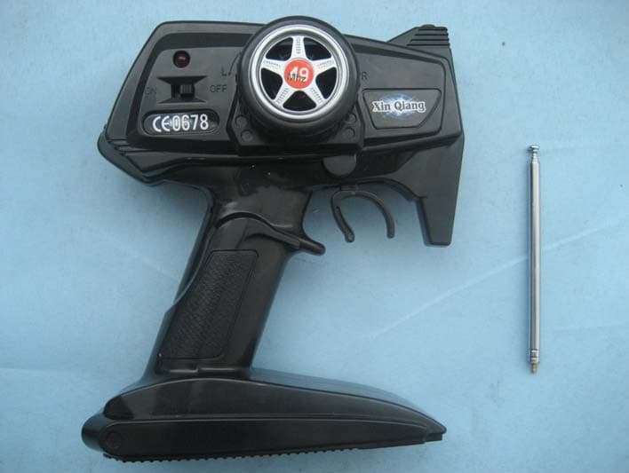 Transmitter for Vehicle Toy - FCC ID VCMXQ019 - XQ Toys