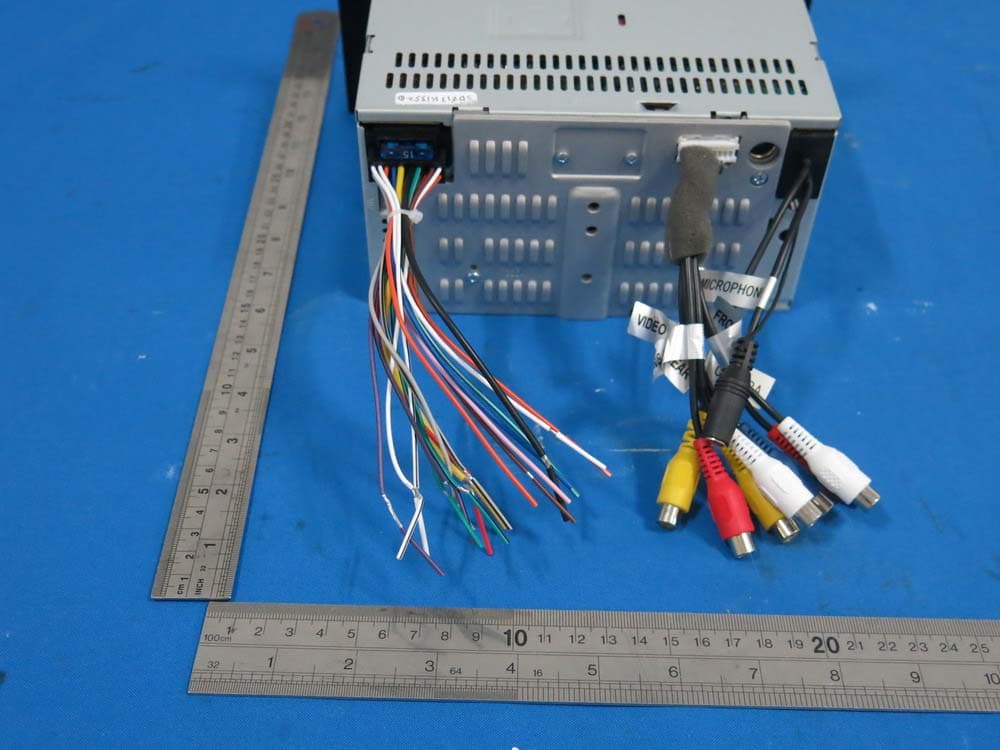 Mobile DVD Player with FM/AM Tuner - FCC ID VIP-DMX5020 - HUIZHOU FORYOU GENERAL ELECTRONICS CO.,LTD.