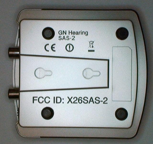 Audio streamer for hearing instruments with wireless capabilities - FCC ID X26SAS-2 - GN Hearing A/S