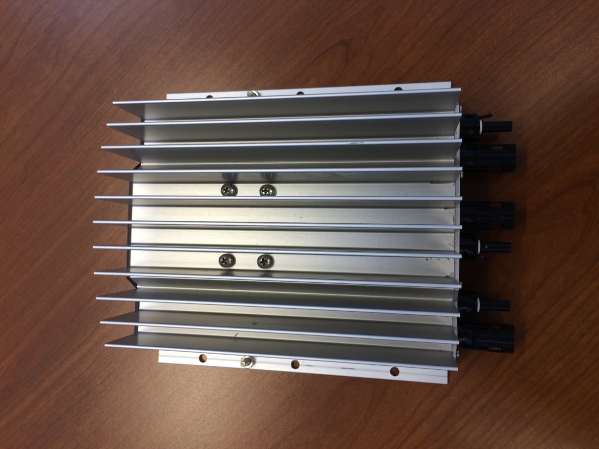 DC/DC converter for use in Photovoltaic applications - FCC ID X3R-31570014 - Ampt LLC