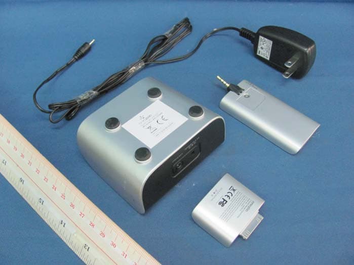 Wireless iPod to Hi Fi Connection Kit (Sender) - FCC ID X5GIWING601S - Amazilla Holding B.V.