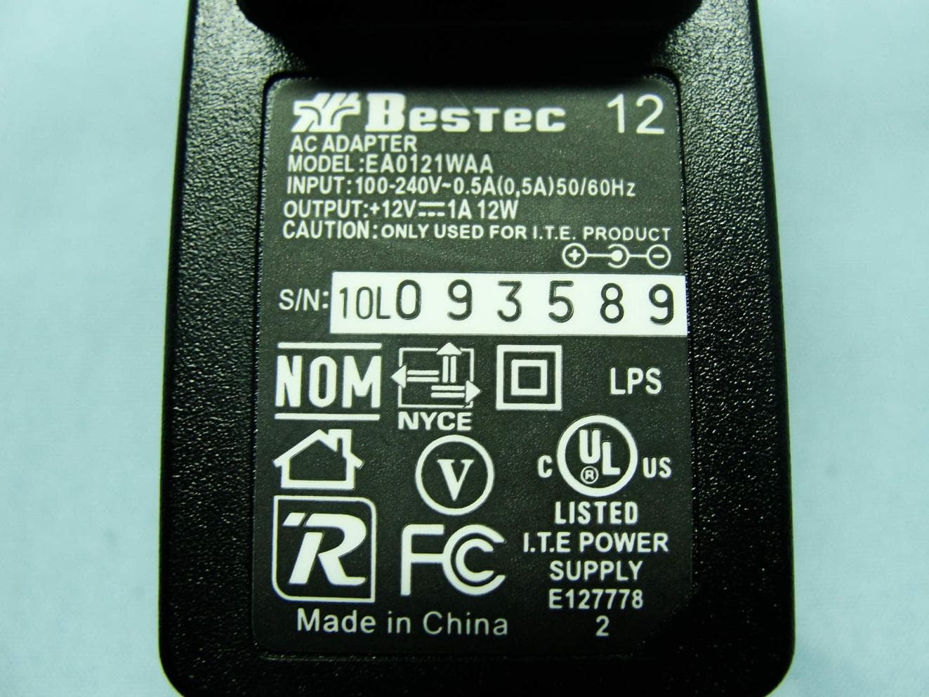 4G USB Adapter - FCC ID XHG-S600W - Franklin Technology Inc.