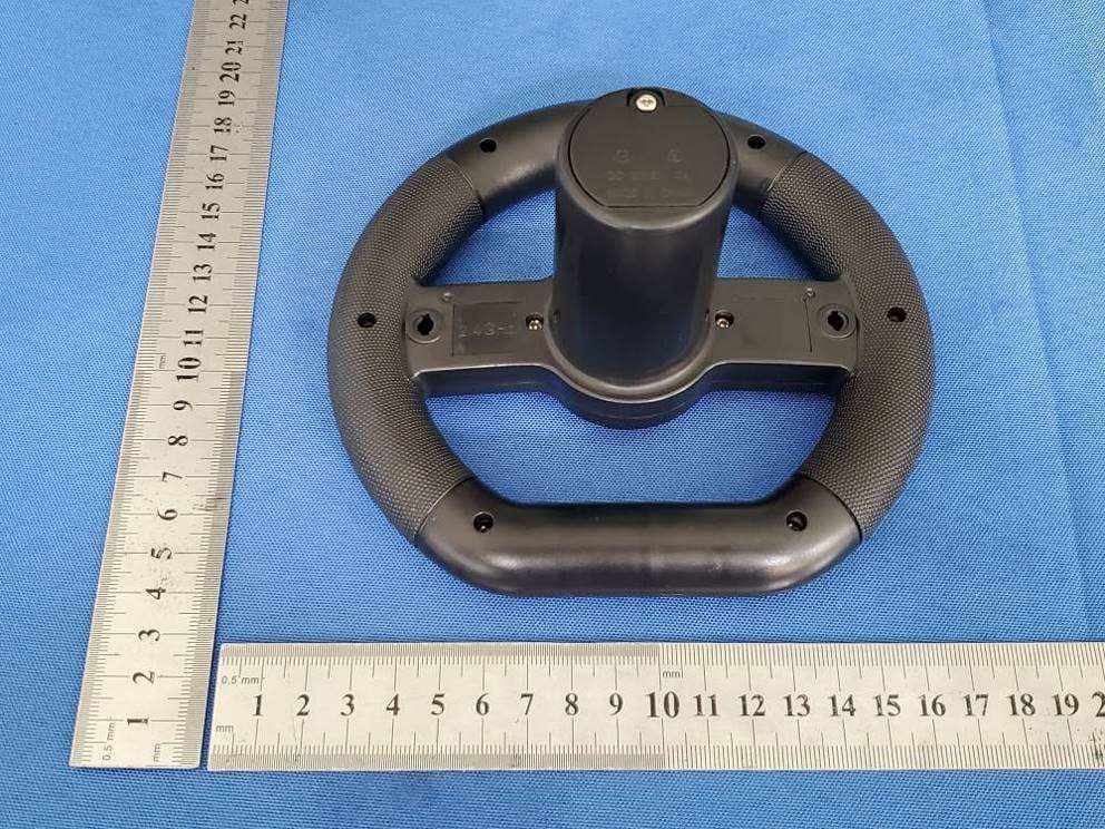 Toy RC Real Drive 1 16 GM Corvette - FCC ID XHT-1012518A - Guangdong Yinrun Industry Co., LTD.