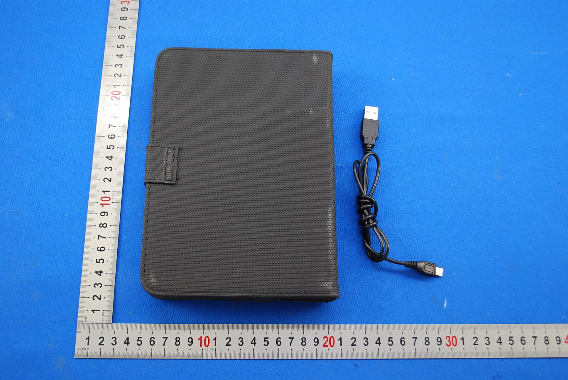 BLUETOOTH KEYBOARD - FCC ID XJ4KB6219 - HUIZHOU CHINFAI ELECTRONIC CO., LTD