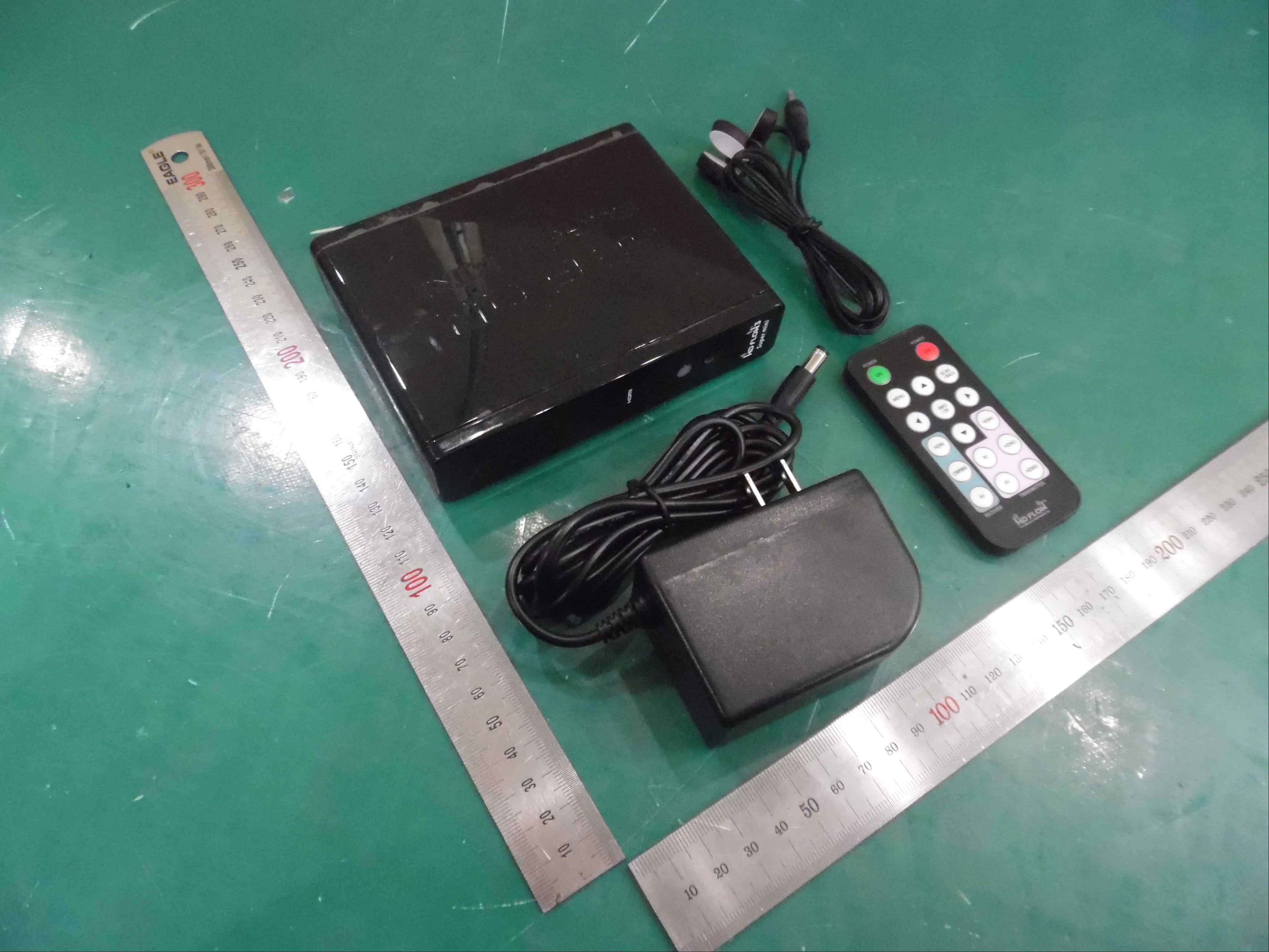 Wireless Full HD Sender Receiver - FCC ID XQ8HDM-W300R - I DO IT CO., LTD.