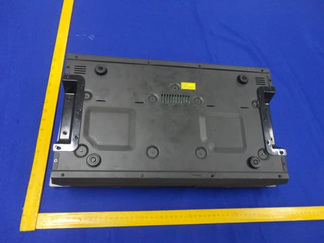 Professional CD Player & Mixer Station - FCC ID Y4O-NC19 - INMUSIC BRANDS INC