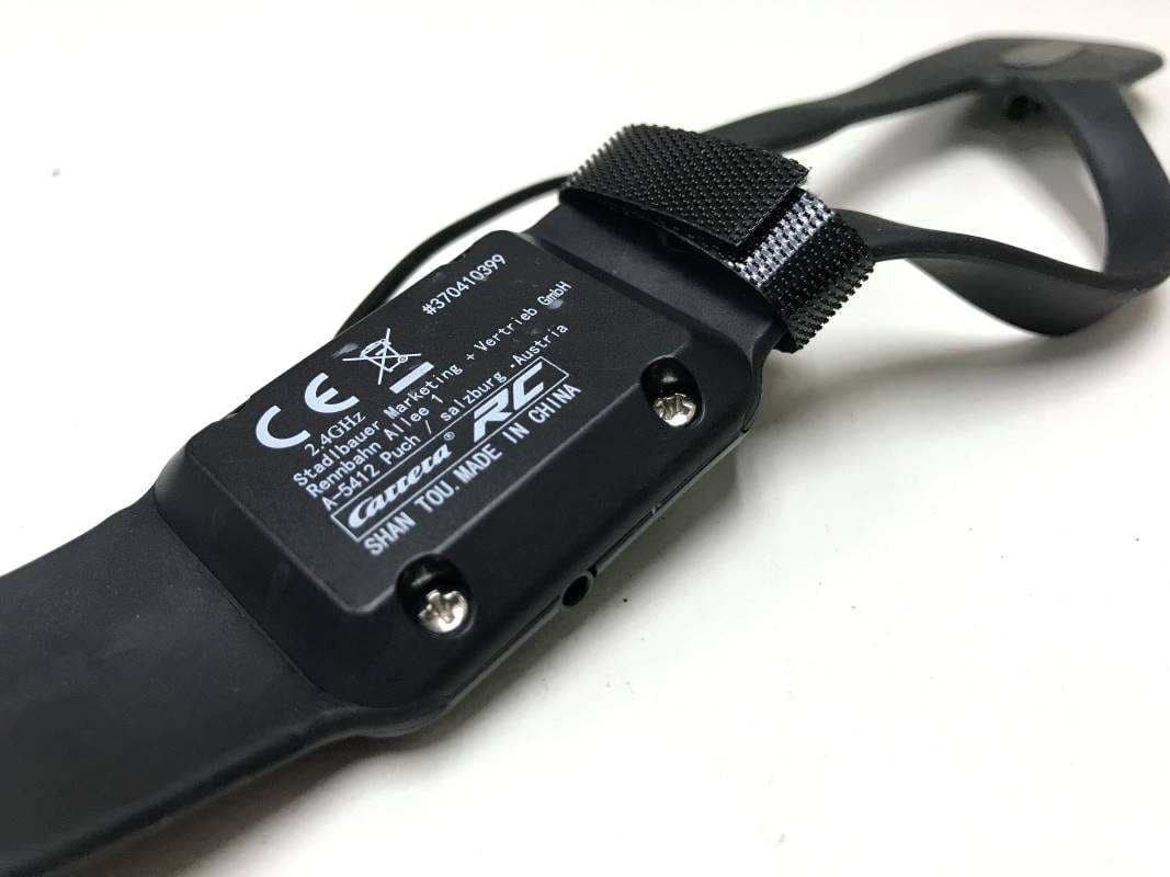 Radio Controlled Toy Transmitter (2.4GHz) - FCC ID YFA370410399 - Carrera Toys GmbH