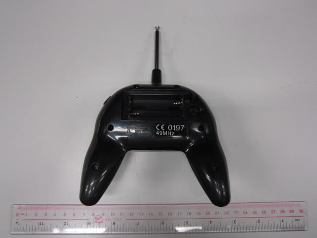 Low Power Transmitter (49.86MHz) - FCC ID YFA90003149 - Carrera Toys GmbH