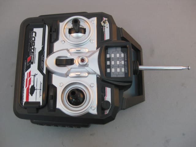 R/C Plane - FCC ID YGI75485509076 - SHANTOU ATTOP PLASTIC TOYS CO.,LTD