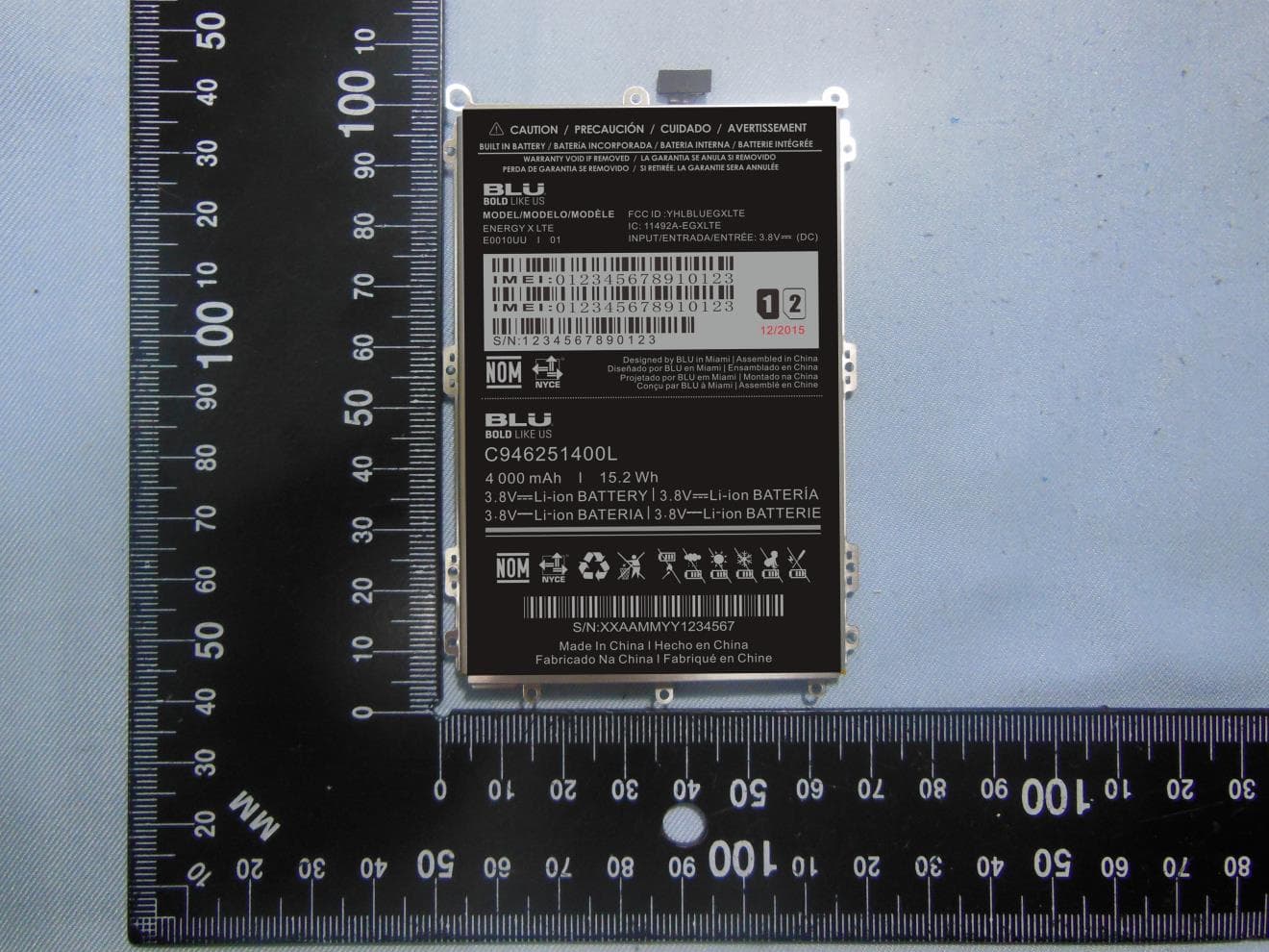 Mobile phone - FCC ID YHLBLUEGXLTE - BLU Products, Inc.