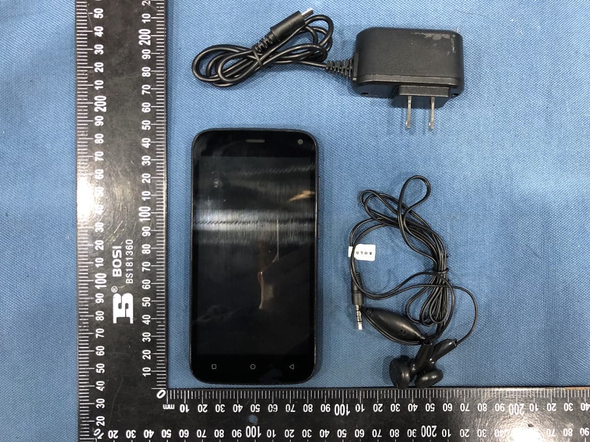 Mobile Phone - FCC ID YHLBOLDT5 - BLU Products, Inc.