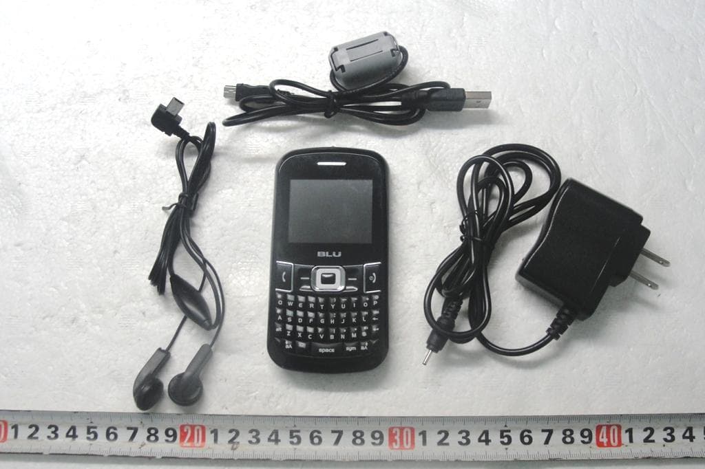GSM MOBILE PHONE - FCC ID YHLCTBLUTATTOO - BLU Products, Inc.