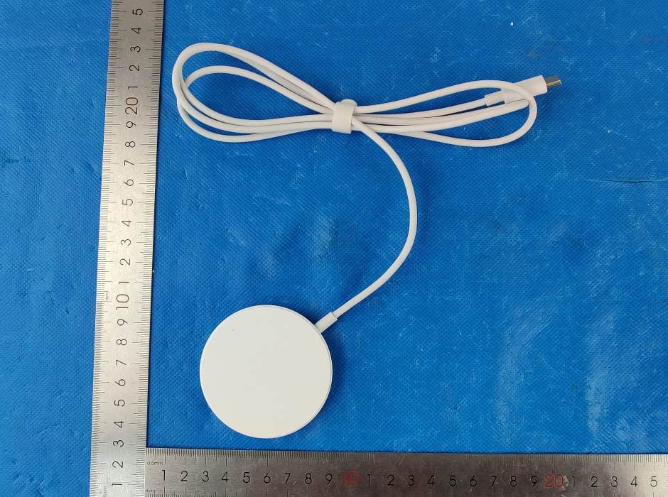 Fast Wireless Charger - FCC ID YJW-06427 - Superior communications .