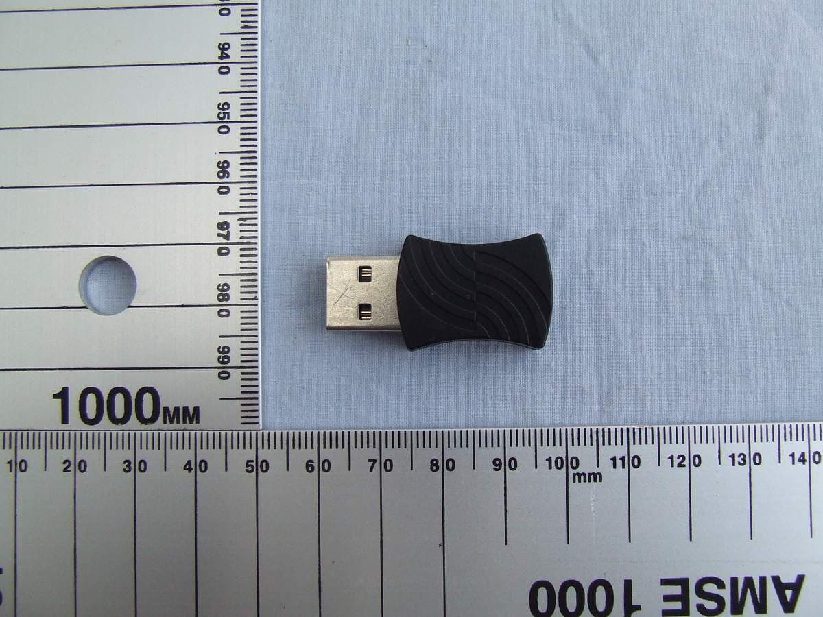 Wireless touch remote - FCC ID YY2-100R - Hanson Technology Limited