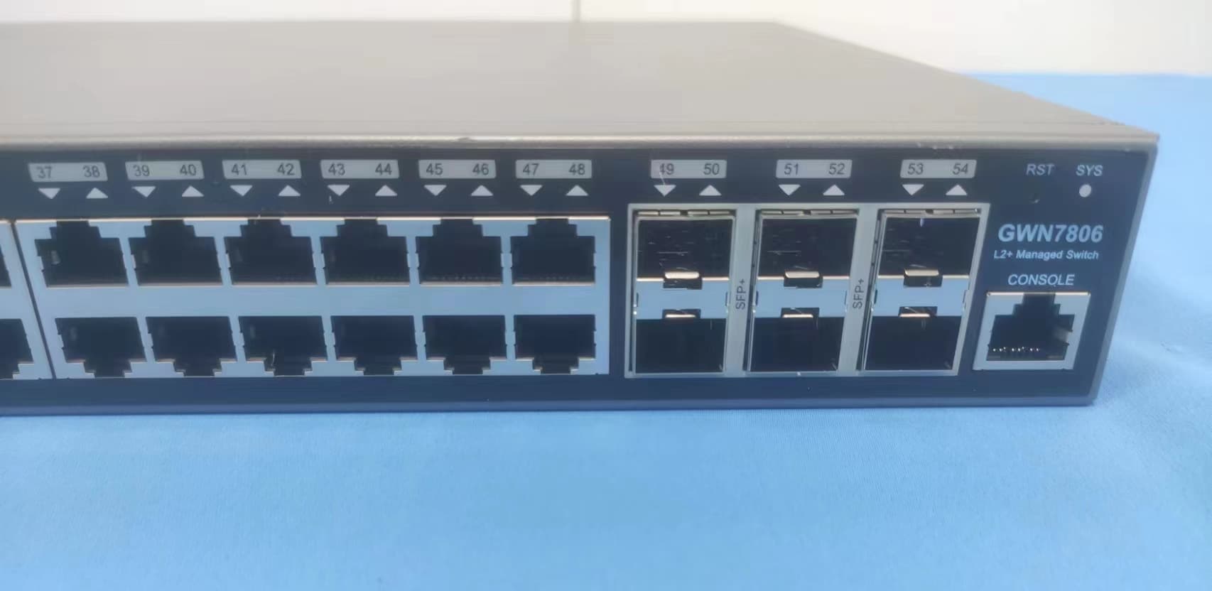 Enterprise Layer 2+ Managed Network Switch - FCC ID YZZGWN7806 - Grandstream Networks, Inc.