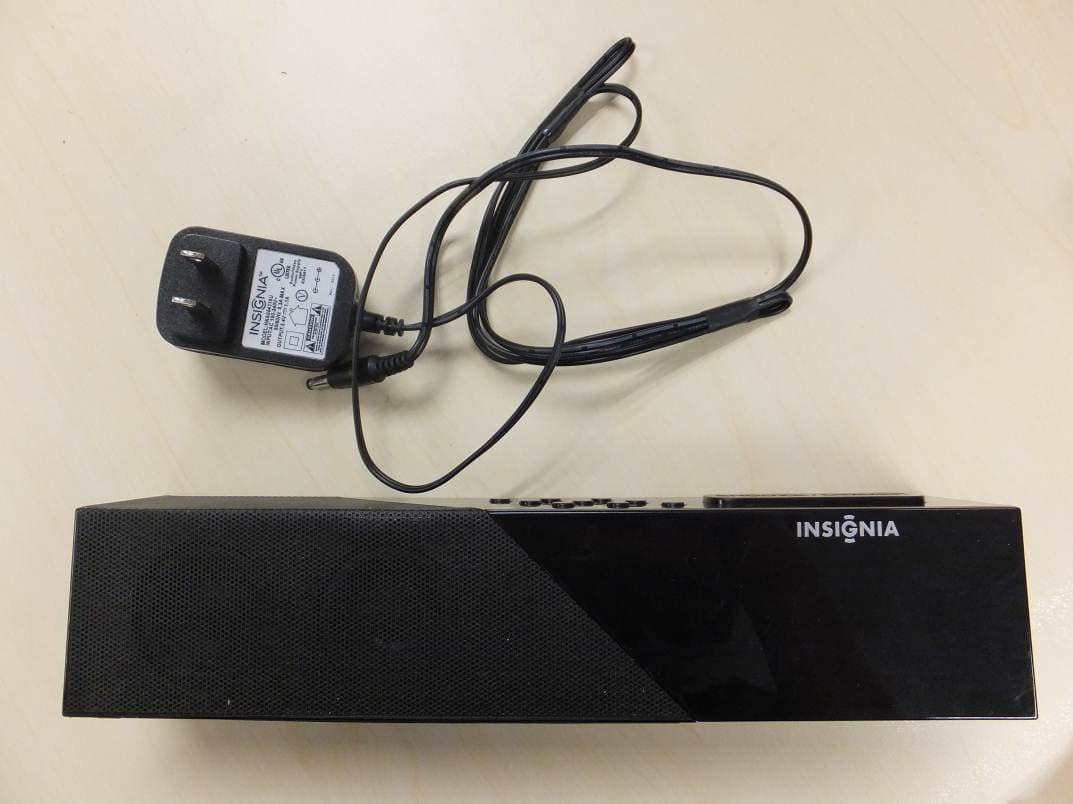 Clock Radio with Bluetooth - FCC ID Z5YNS-CLBT01 - Compupal Group Corporation
