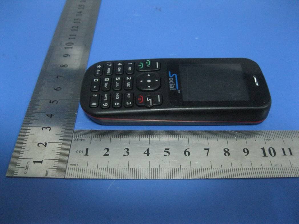 GSM Mobile Phone - FCC ID Z6RFOXFB103 - Social Mobile Telecommunications