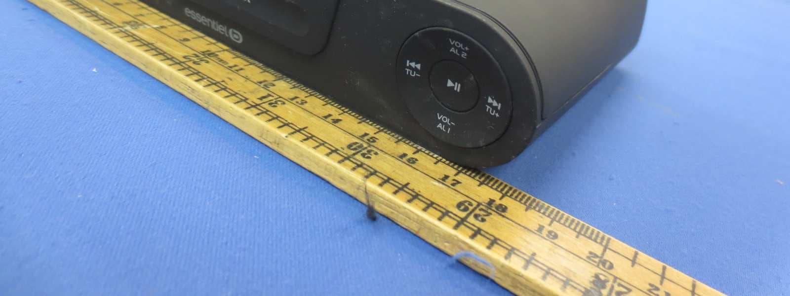 Clock Radio, Lightning Speaker - FCC ID Z8M-CR02 - Zhongshan City Richsound Electronic Industrial Ltd.