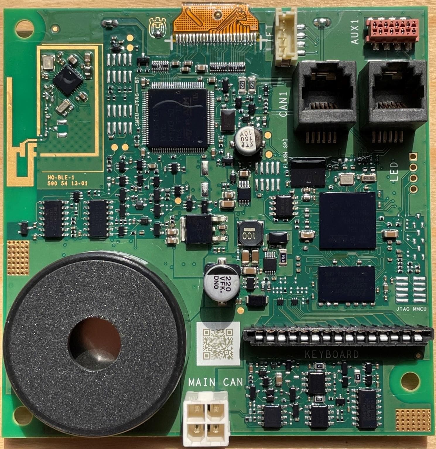 Application Board Type 4 - FCC ID ZASHQ-BLE-1H - HUSQVARNA AB
