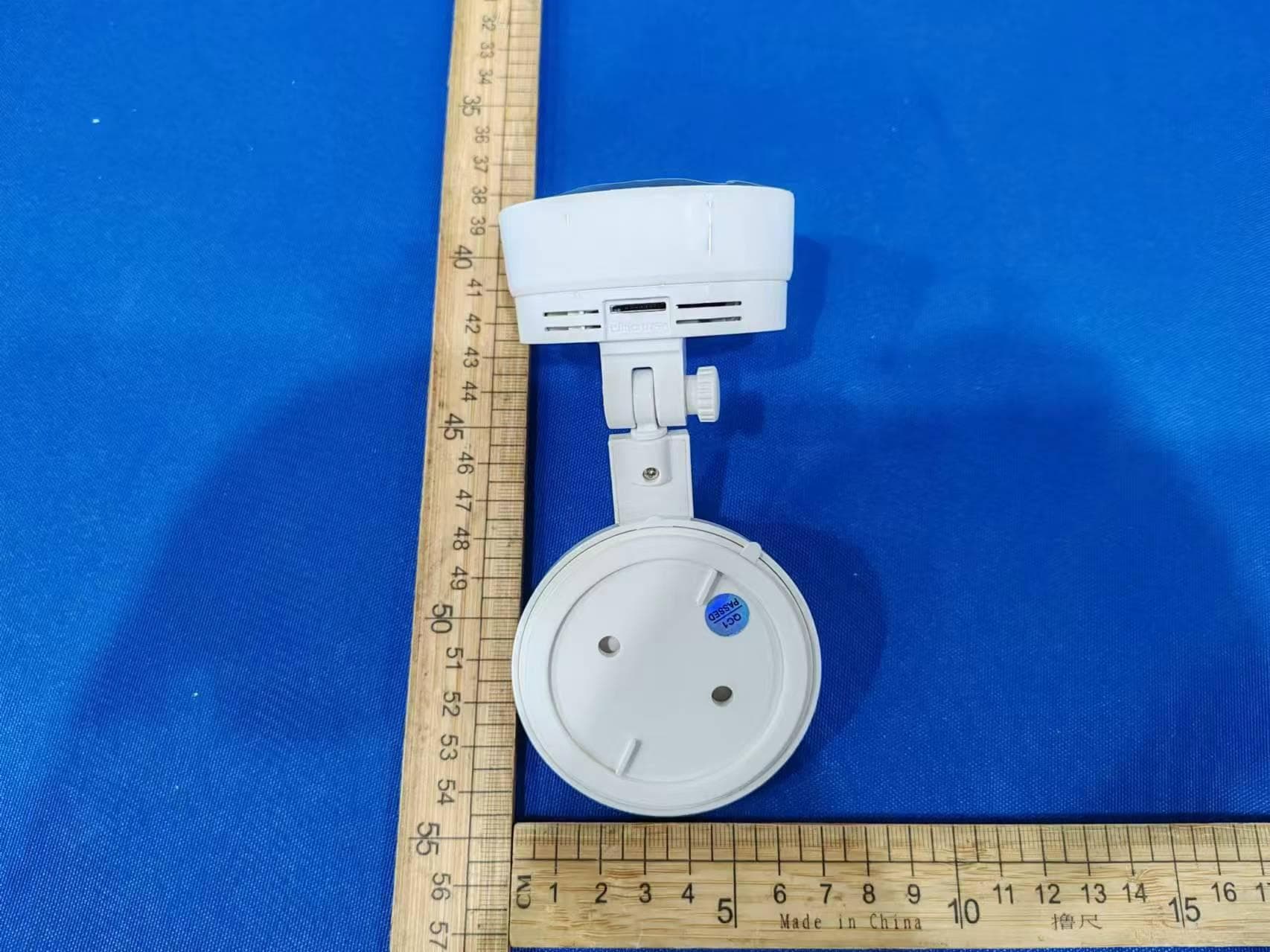 Wireless IP Camera - FCC ID ZDEC5M - ShenZhen Foscam Intelligent Technology Co., Ltd.