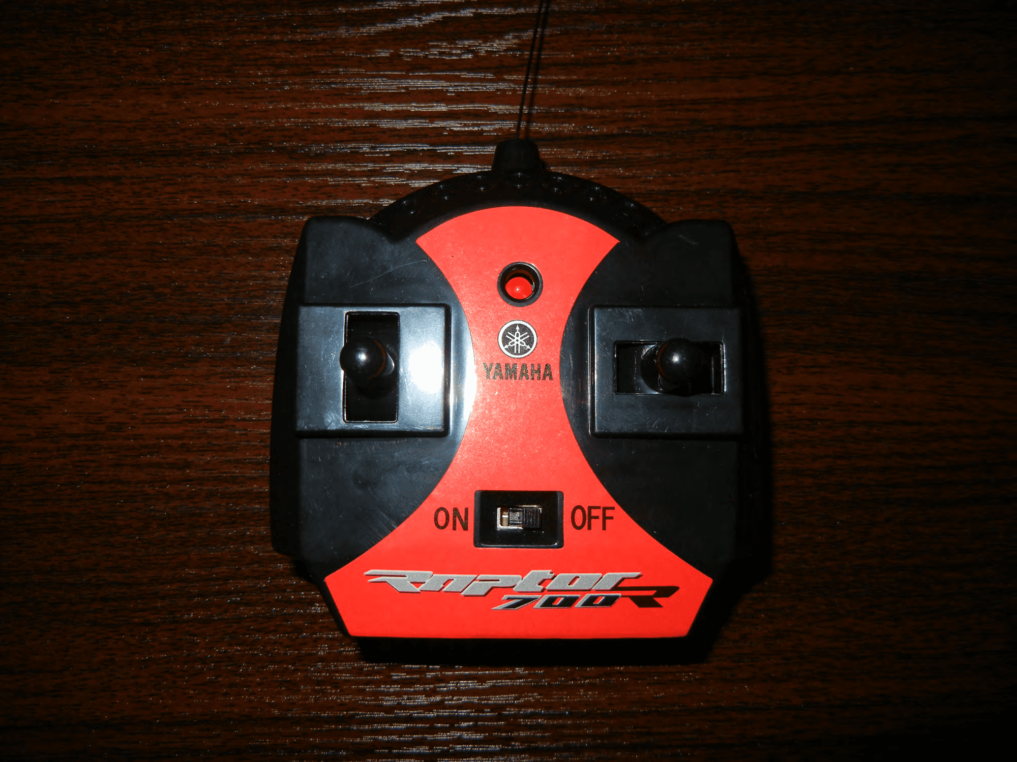Wireless Remote Control Toy - TX - FCC ID ZEZ1713T27 - MTMS (HK) LIMITED