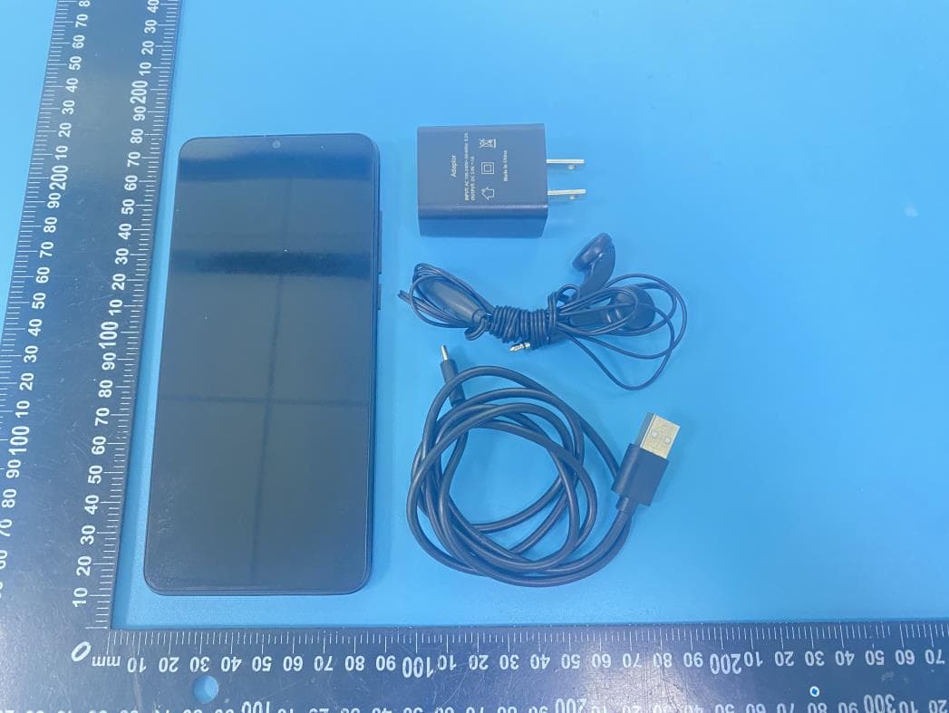 Mobile Phone - FCC ID ZSW-30-144 - b mobile HK Limited