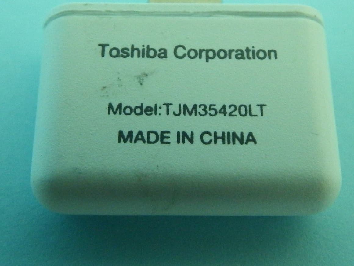 TransferJet compatible adapter - FCC ID ZVZ420L1TJ - KIOXIA Corporation