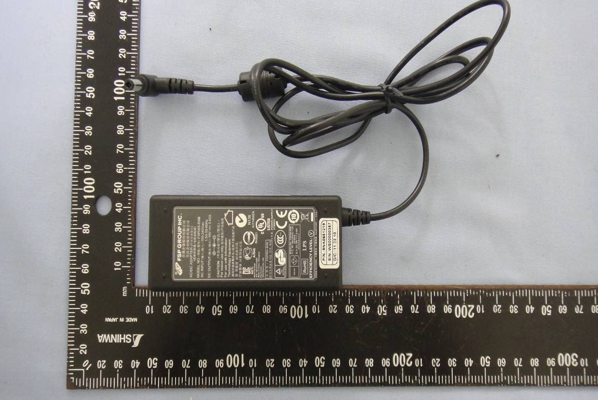 TABLET PC - FCC ID ZWMCARPOKE00R00 - Ubiqconn Technology, Inc.