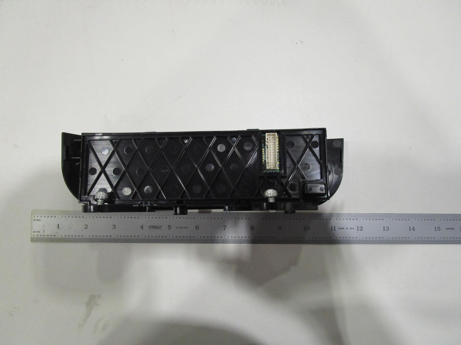 Product image for 2AEZR-XUI