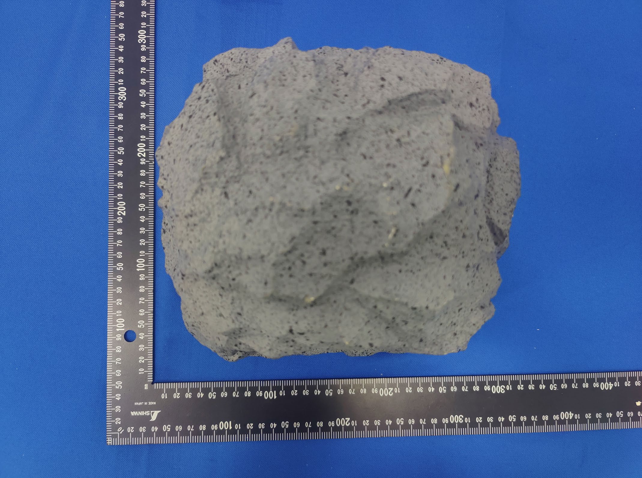 Product image for 2AJQ7ROCK