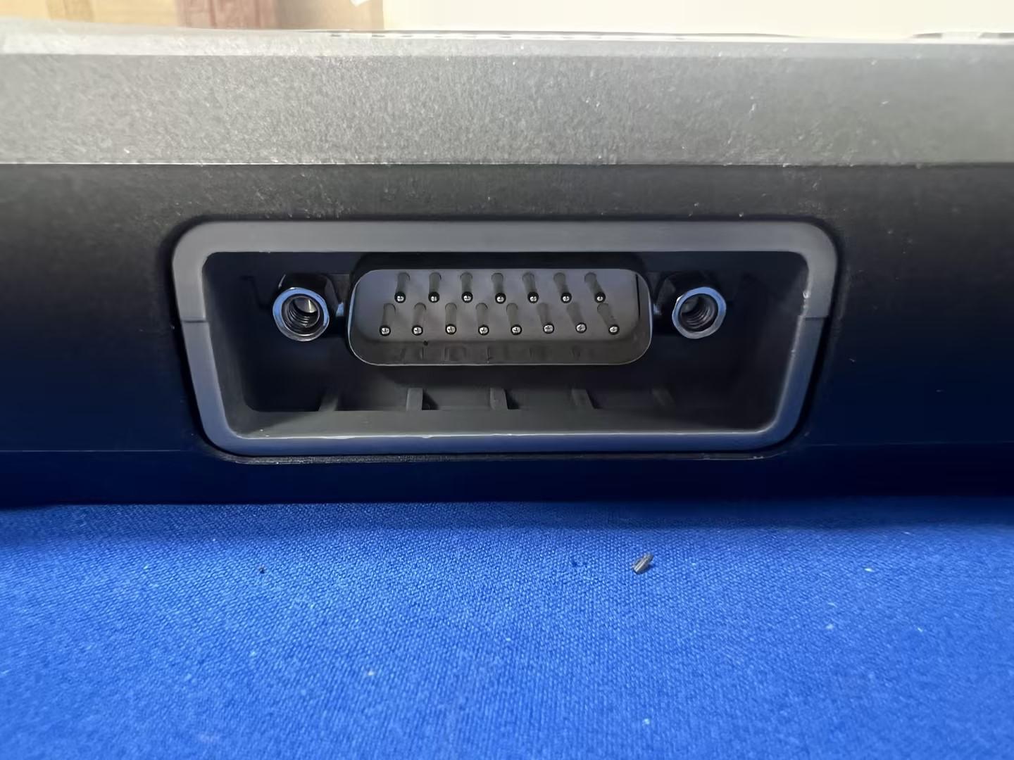 Product image for 2AVYW-AD500O3