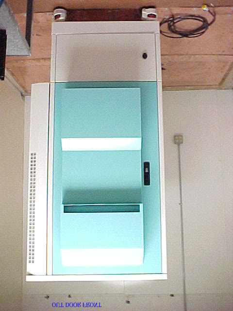 Product image for BEJ3G1XOUTBTS