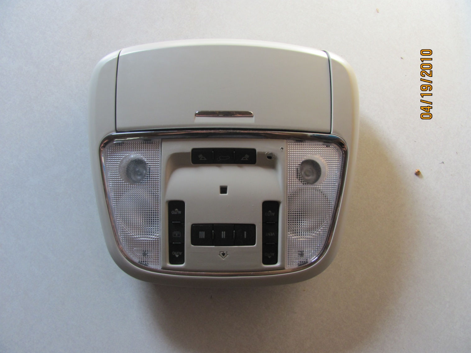 Product image for CB2WLHL4