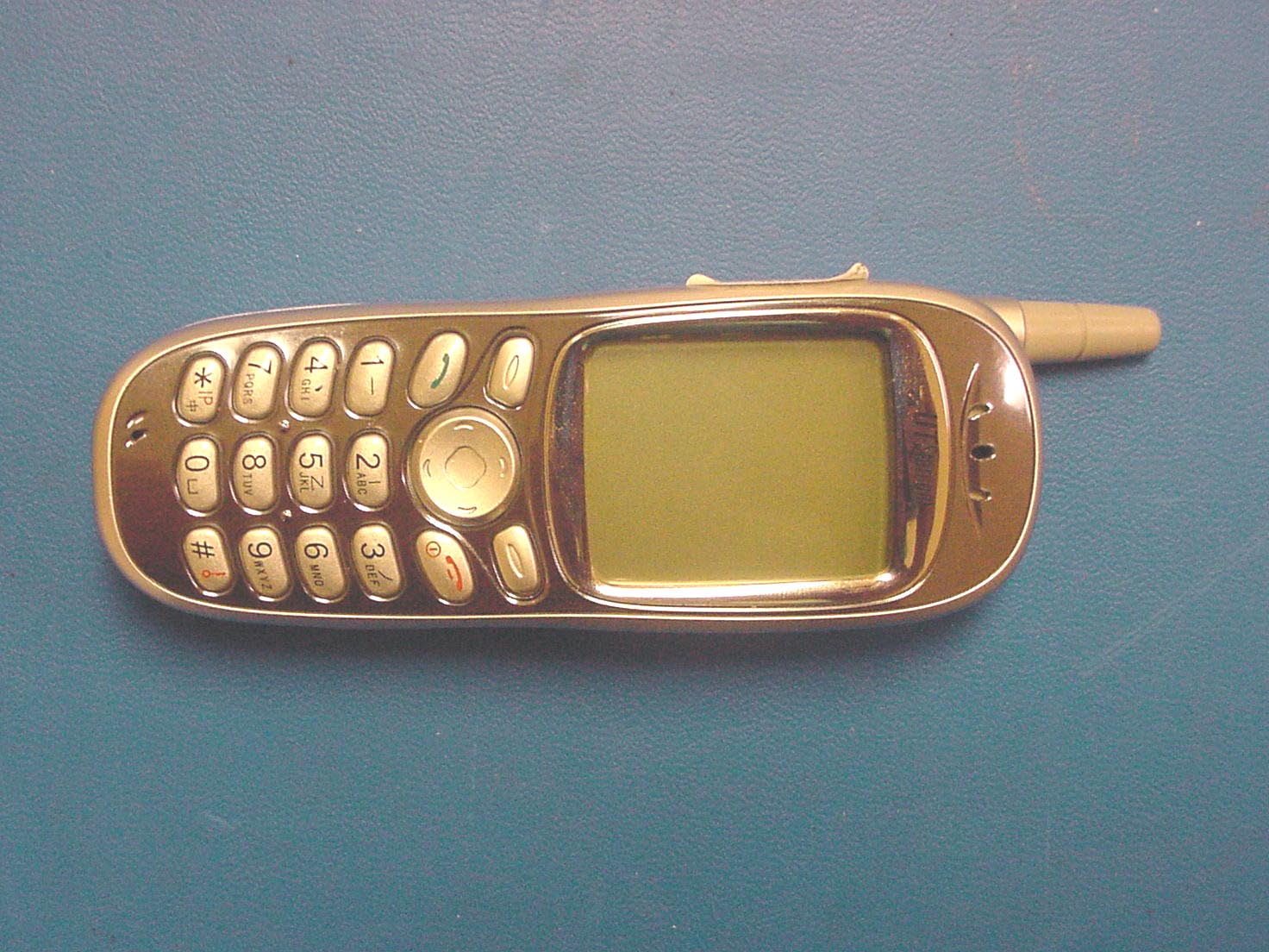 Product image for O6YUTS-702U