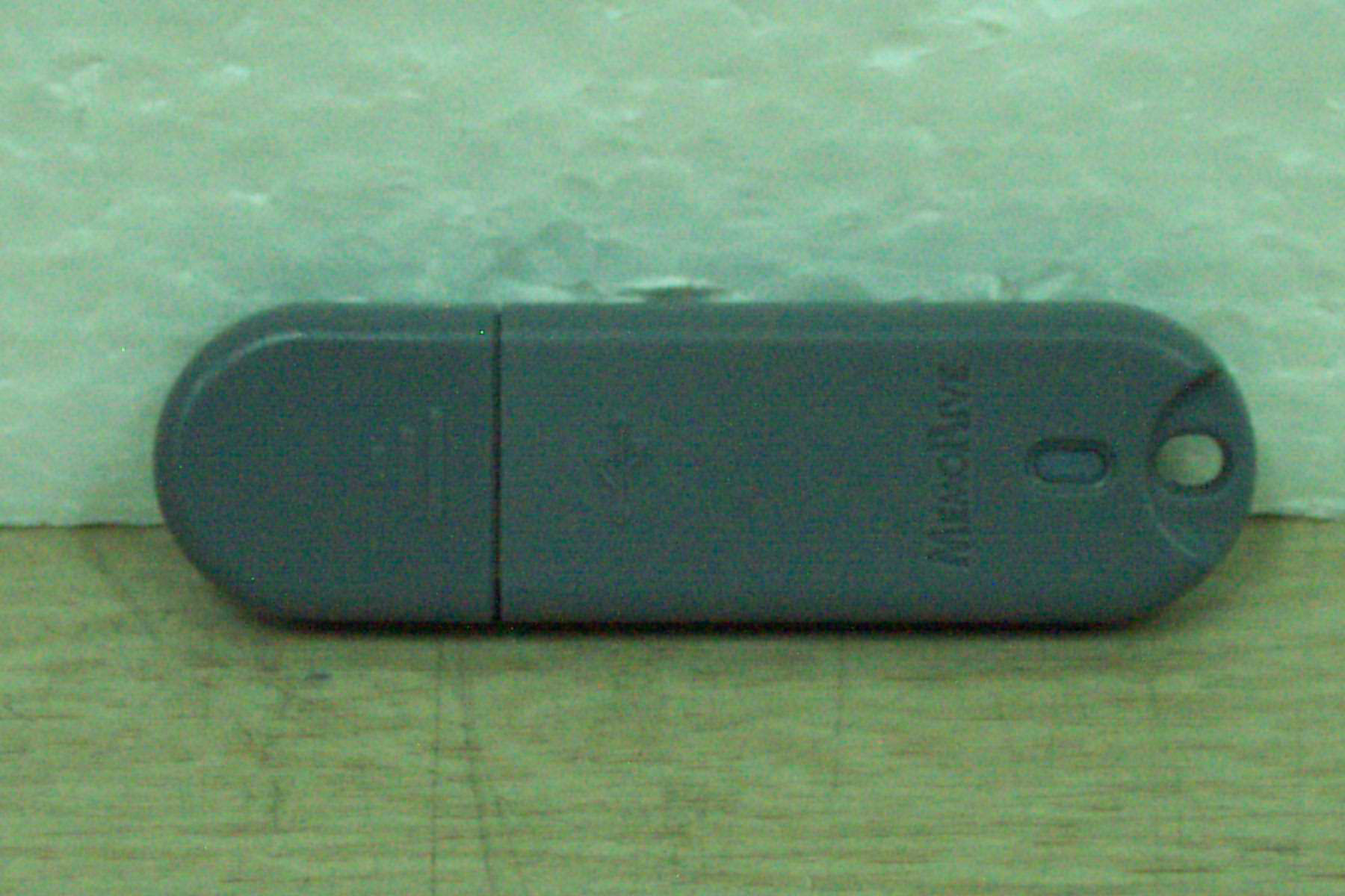 Product image for Q5OMEMORIVEUSB