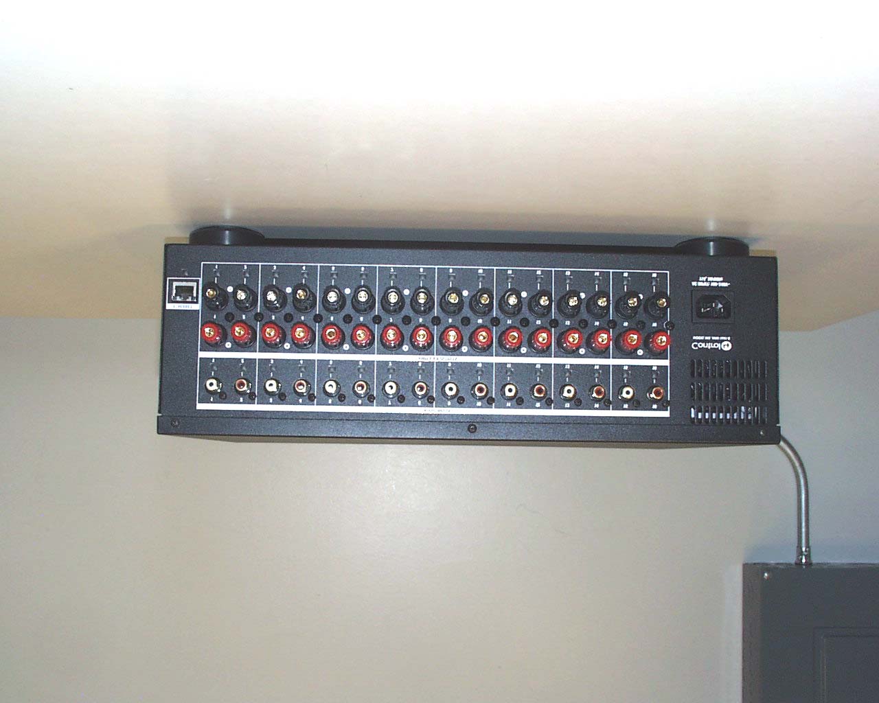 Product image for R33AVM16A11