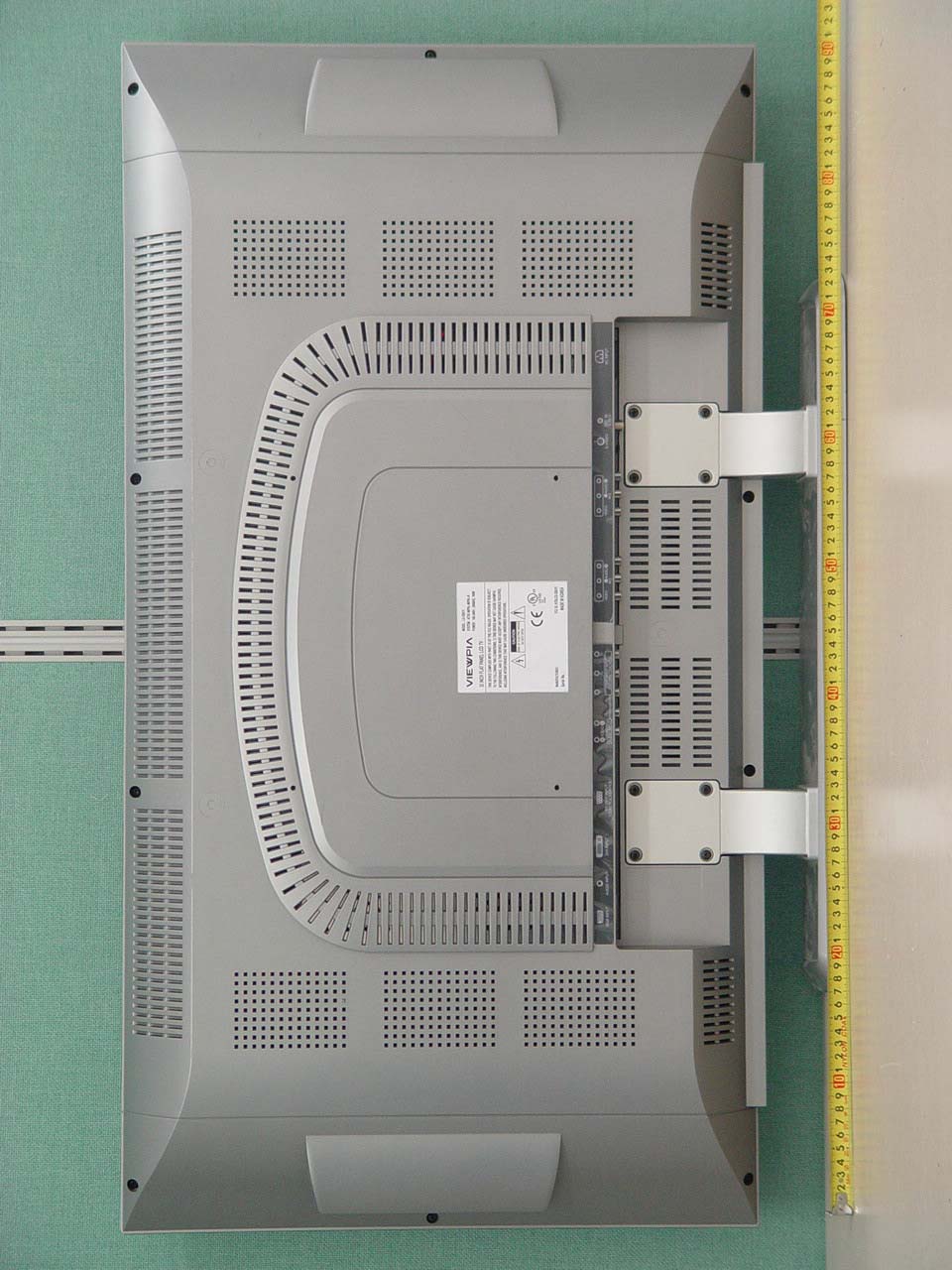 Product image for R7DLCD-32IU11