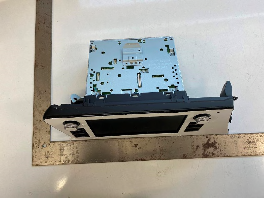 Product image for TQ8-ADB200AAN