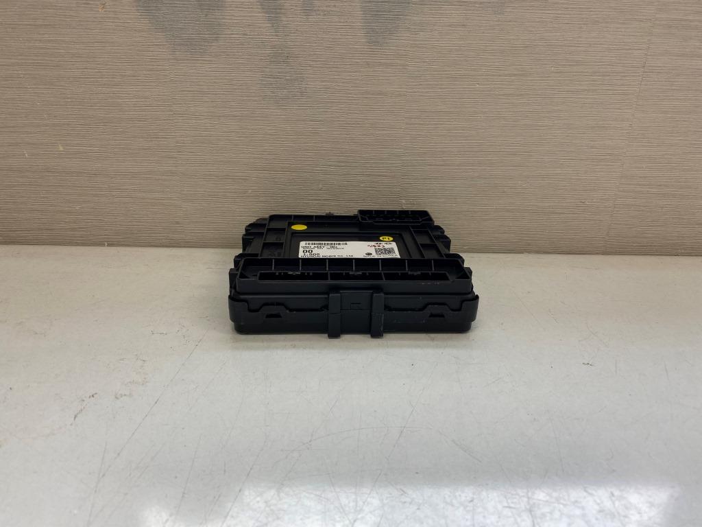 Product image for TQ8-IBU-4E13