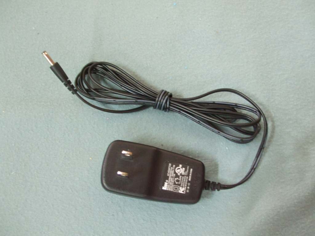 Product image for VUY1048B