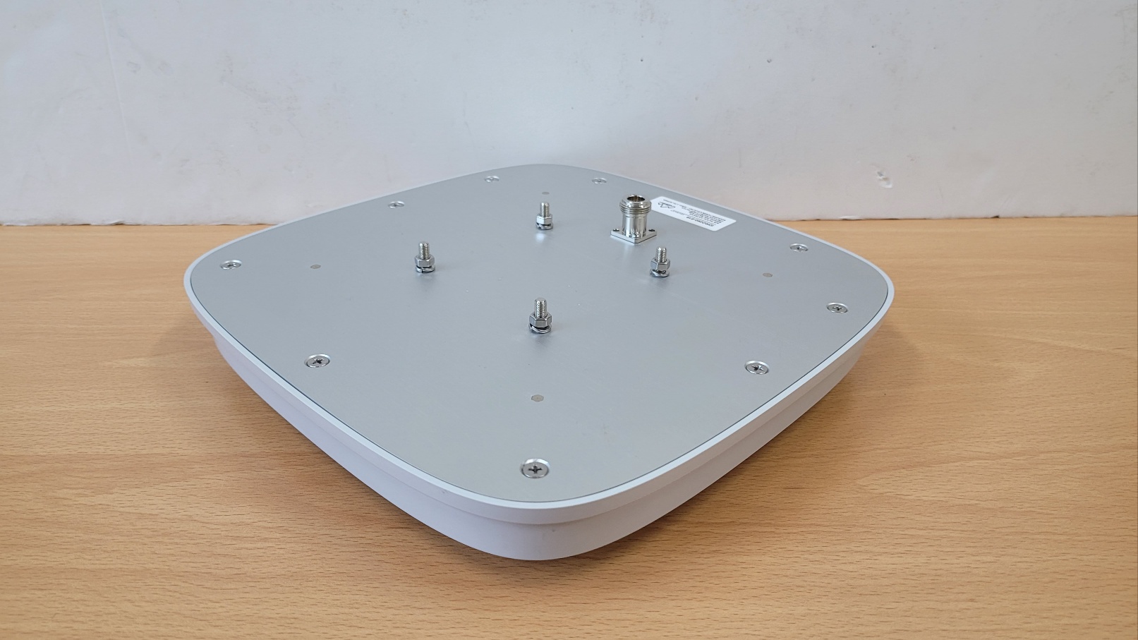 Product image for XVY-IDRO900ME-L