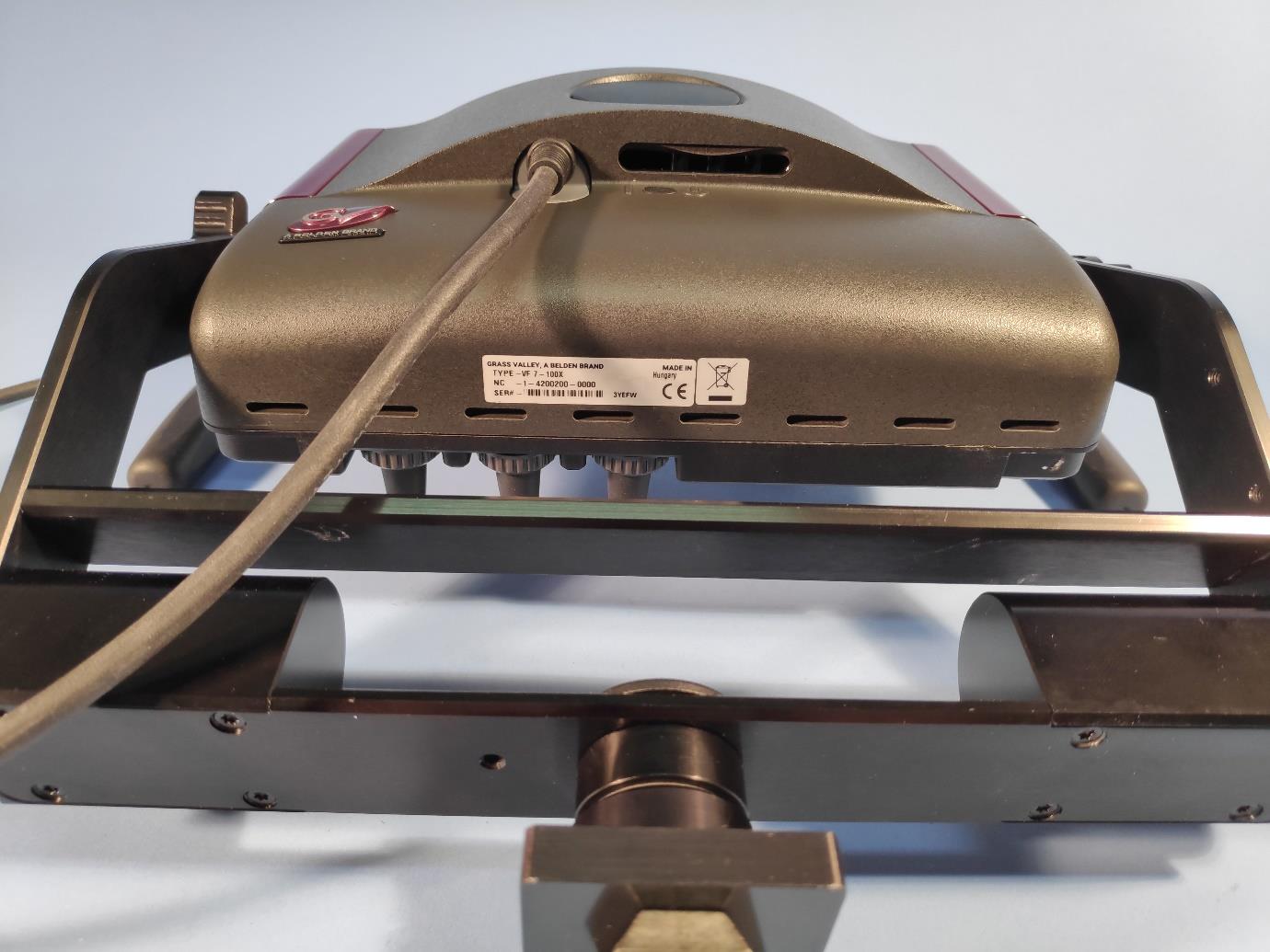 Product image for Y2UVF7-100