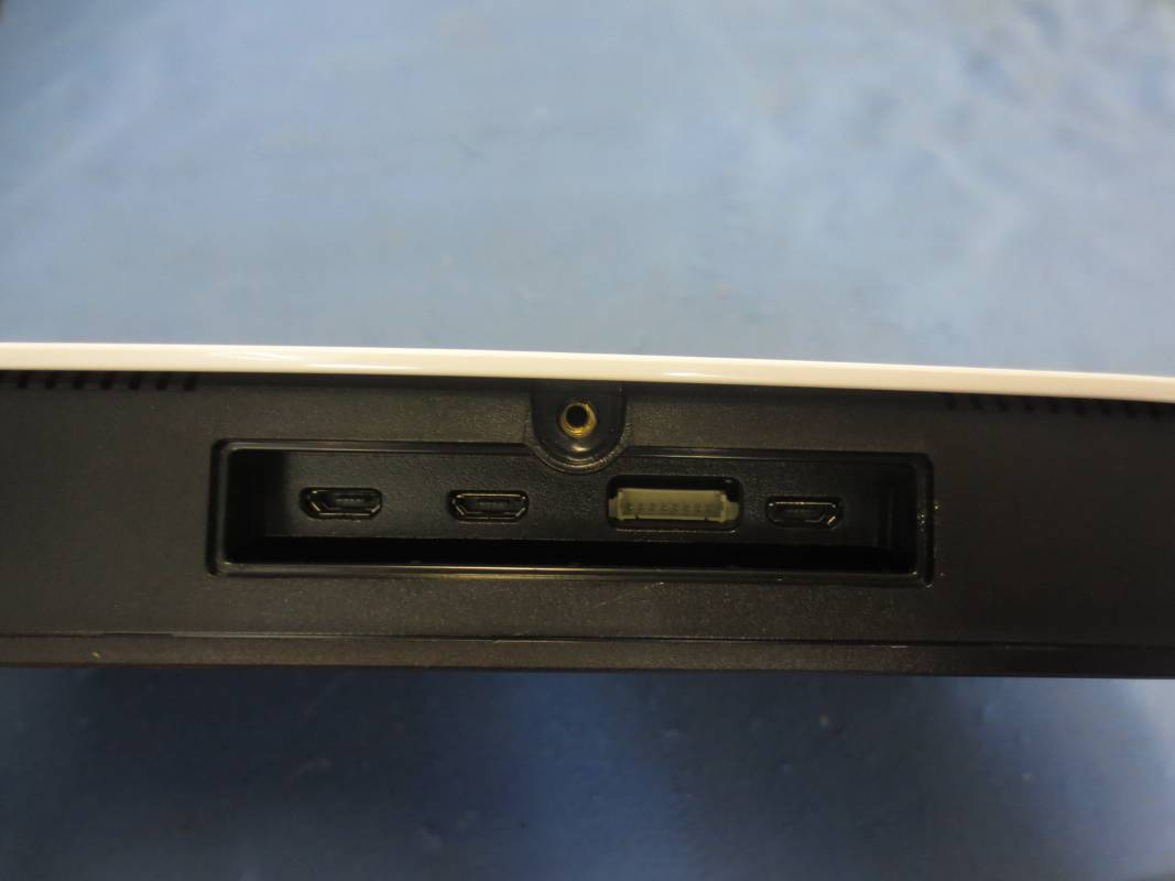 Product image for Y9E-IAD18001